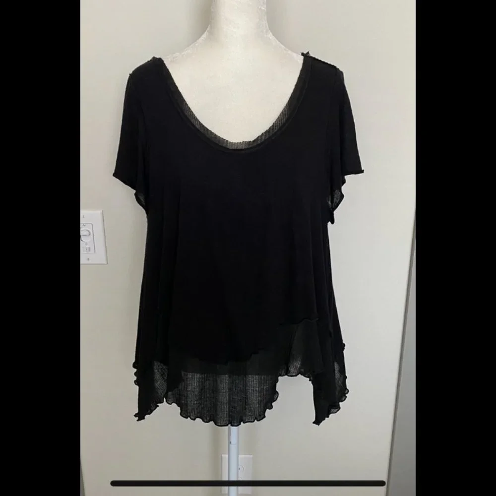 FREE PEOPLE Black Blouse‎